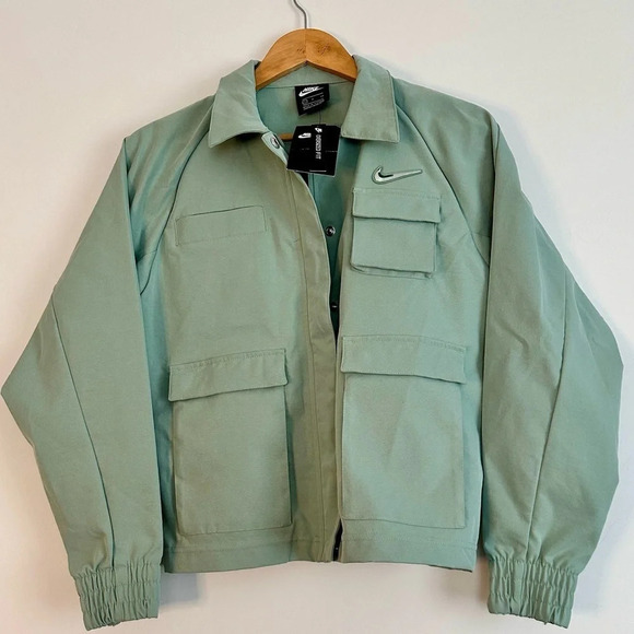 Nike Swoosh Woven Oversized zip-up Jacket Size: Small - Picture 5 of 5